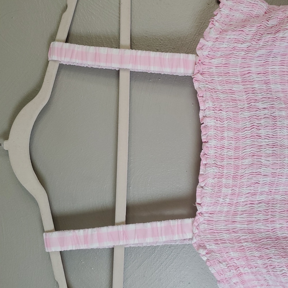 Hailey & Co. Pink Gingham Smocked Top. Large - Picture 2 of 7
